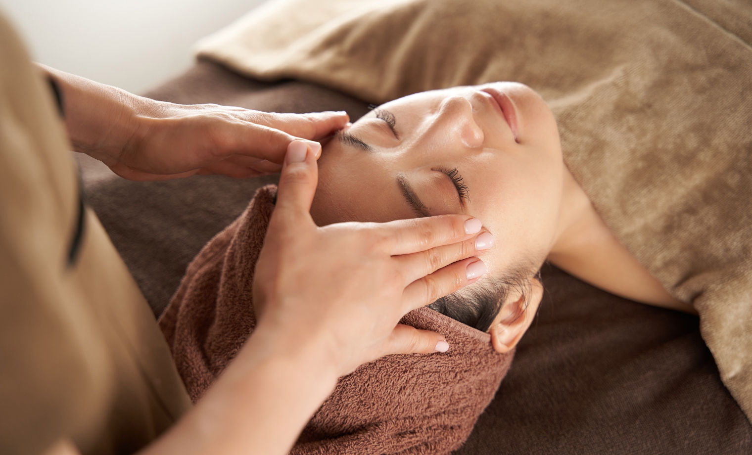 フェイシャルケアの様子