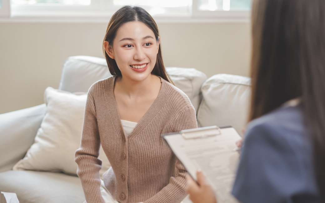 ヒヤリングをしている様子